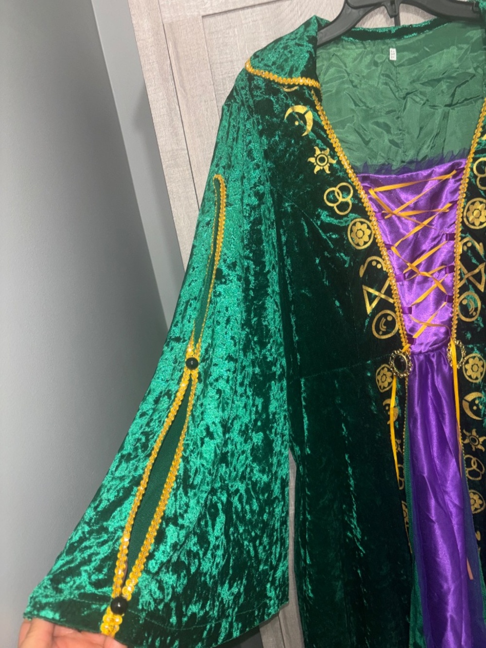 Hocus Pocus, Royalty, Renaissance Halloween Dress Costume XXL women - Picture 4 of 10
